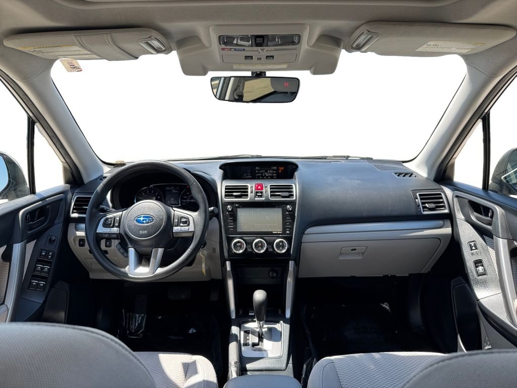 Used 2017 Ice Silver Metallic Subaru 2.5i Premium image 13