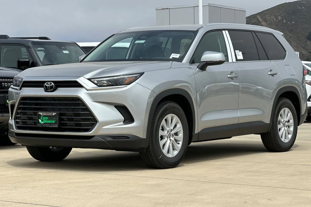 New 2026 Celestial Silver Metallic Toyota  XLE image 8
