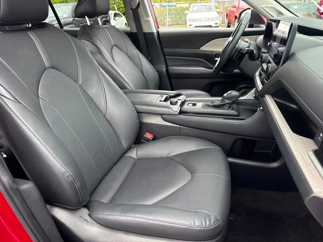 Used 2024 Red Toyota Platinum image 15