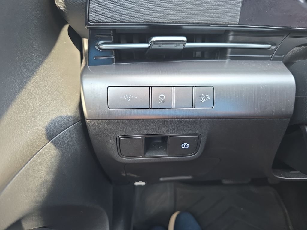 Used 2024 Ecotronic Gray Pearl Hyundai SEL image 19