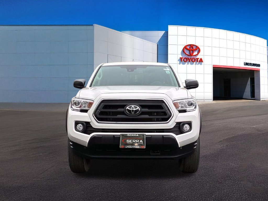 Used 2023 White Toyota SR5 image 4