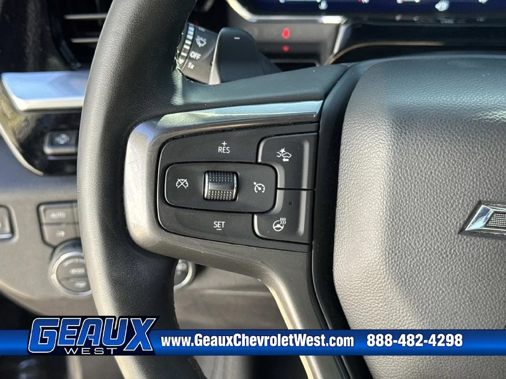 Used 2025 Black Chevrolet High Country image 35