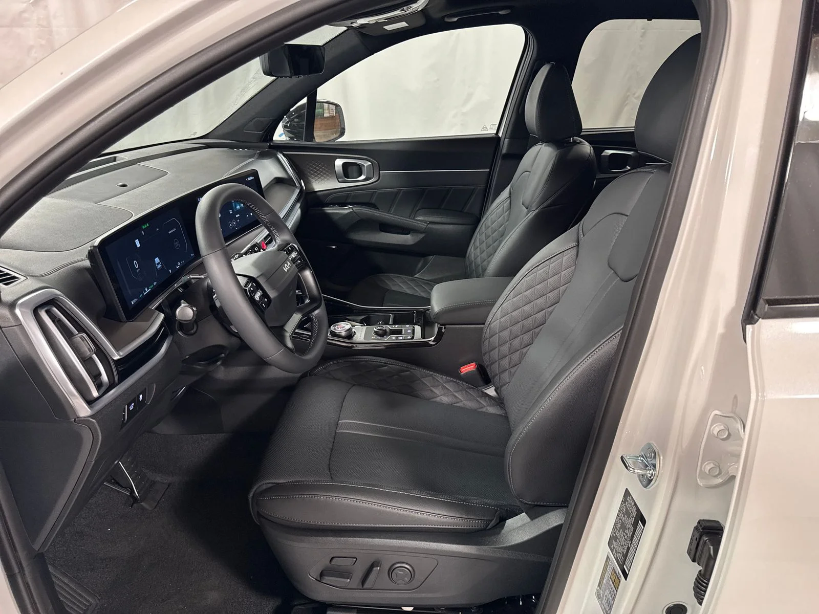 New 2026 Snow White Pearl Kia X-Line SX Prestige image 3