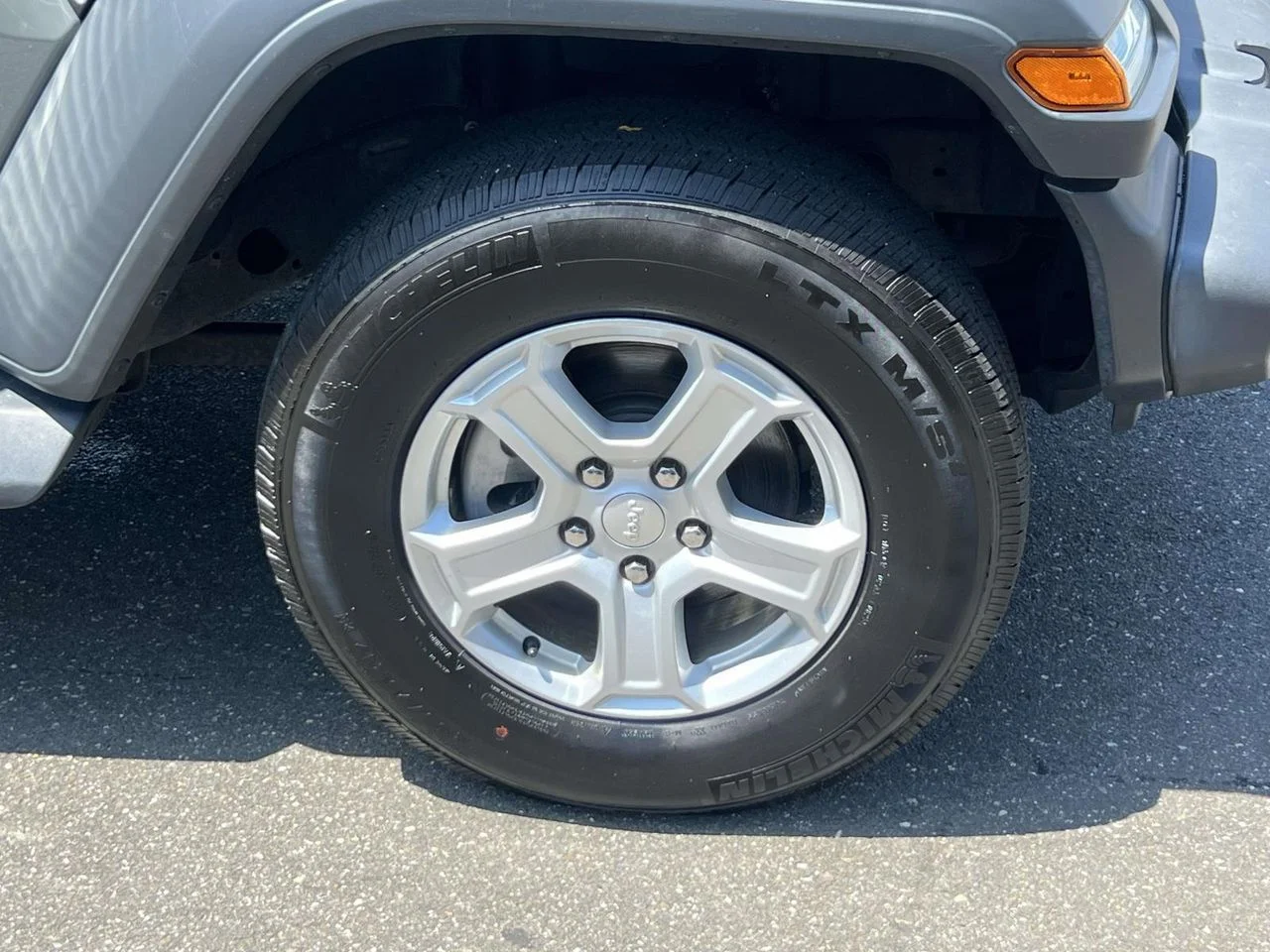 Used 2018 Sting-Gray Clearcoat Jeep Sport S 4x4 image 20