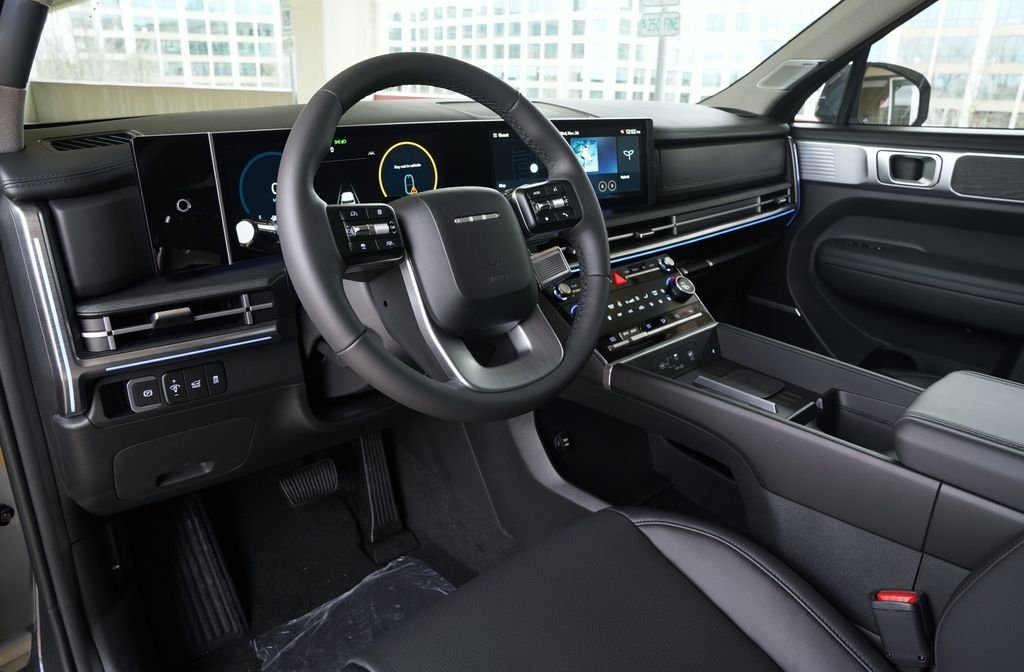 New 2026 Ecotronic Gray Hyundai Limited image 39