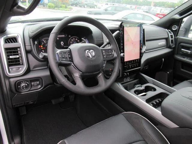 2026 RAM 2500 Laramie - Photo 17