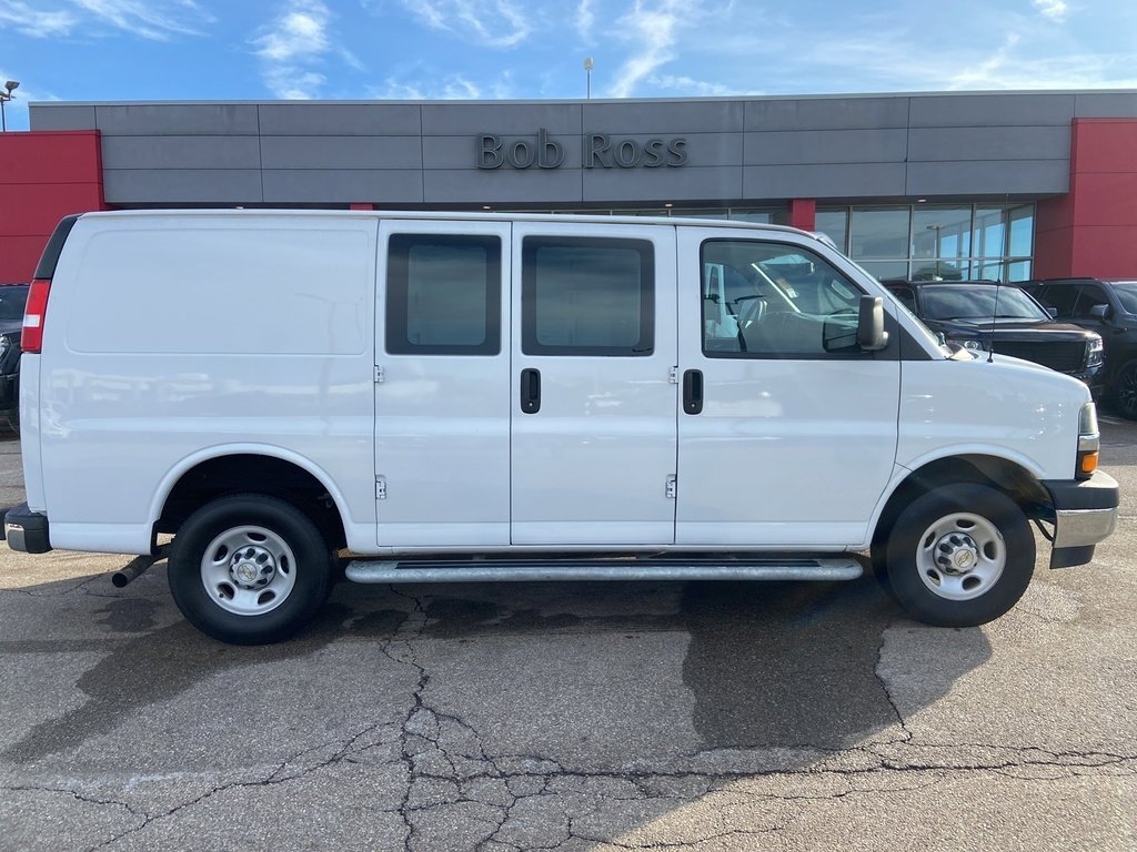 2024 Chevrolet Express Cargo