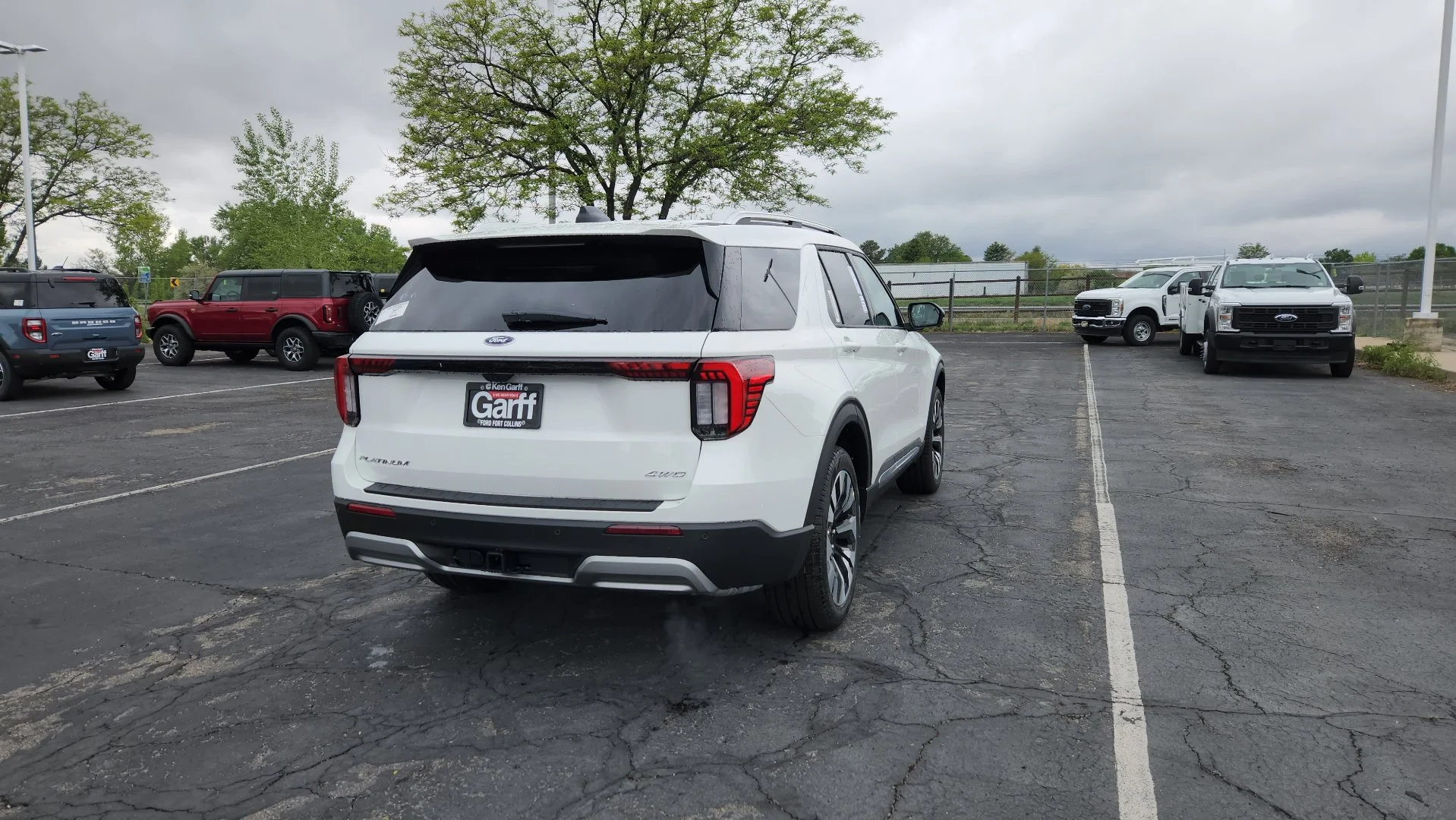 New 2026 Star White Metallic Tri-Coat Ford Platinum image 11