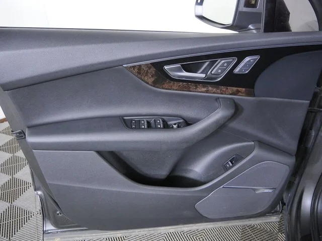 Used 2018 Gray Audi 3.0T Premium image 20