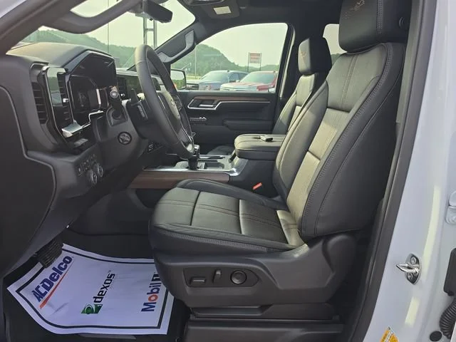 2026 Chevrolet Silverado 1500 High Country - Photo 14