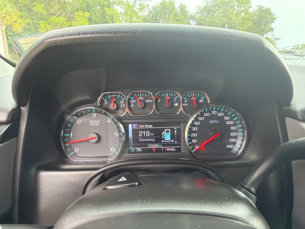Used 2019 Shadow Gray Metallic Chevrolet LT image 11