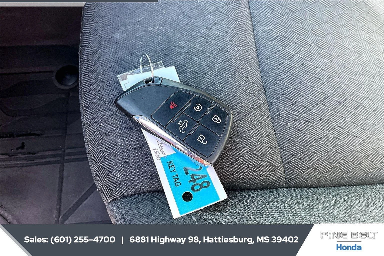 Used 2023 Summit White Chevrolet RST image 9
