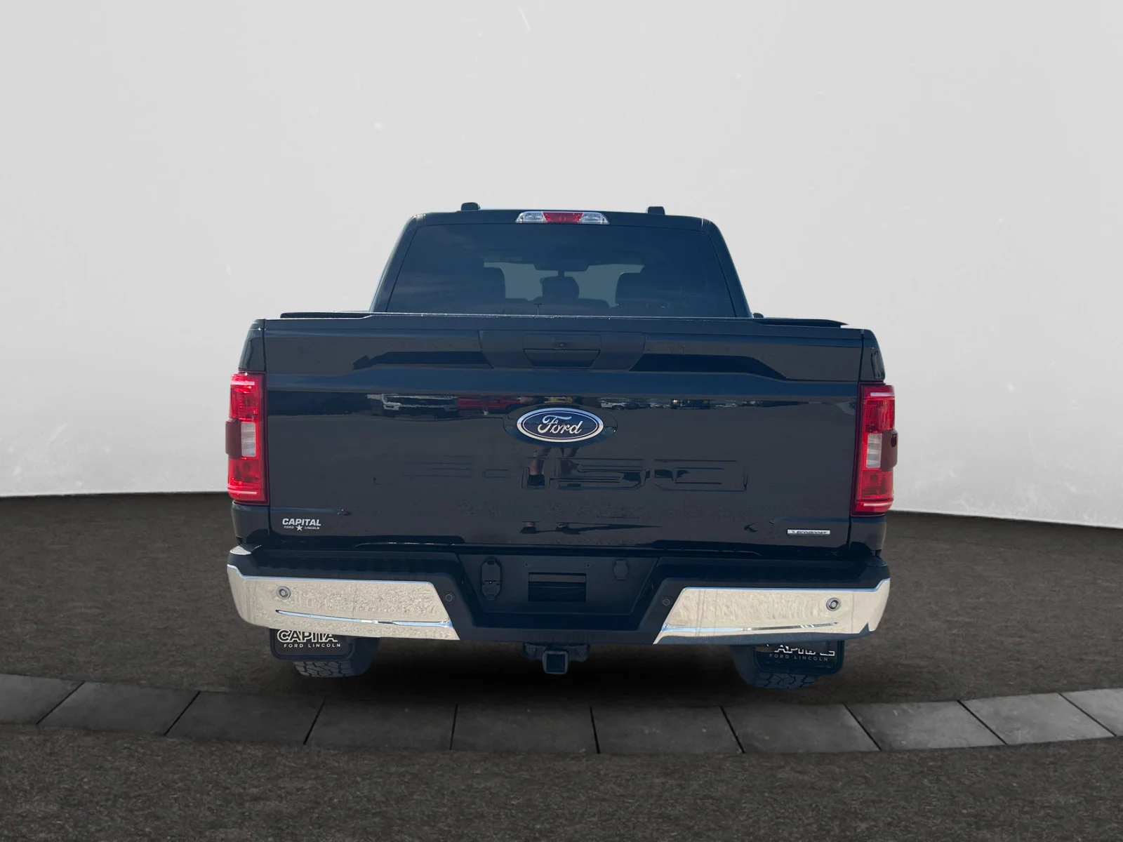 Used 2021 BLACK Ford XLT SuperCrew   EcoBoost™ image 4