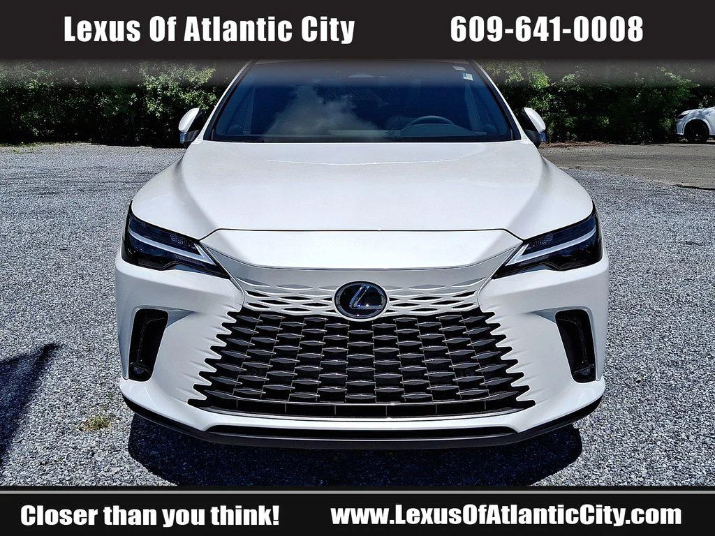 New 2026 Eminent White Pearl Lexus PREMIUM image 2