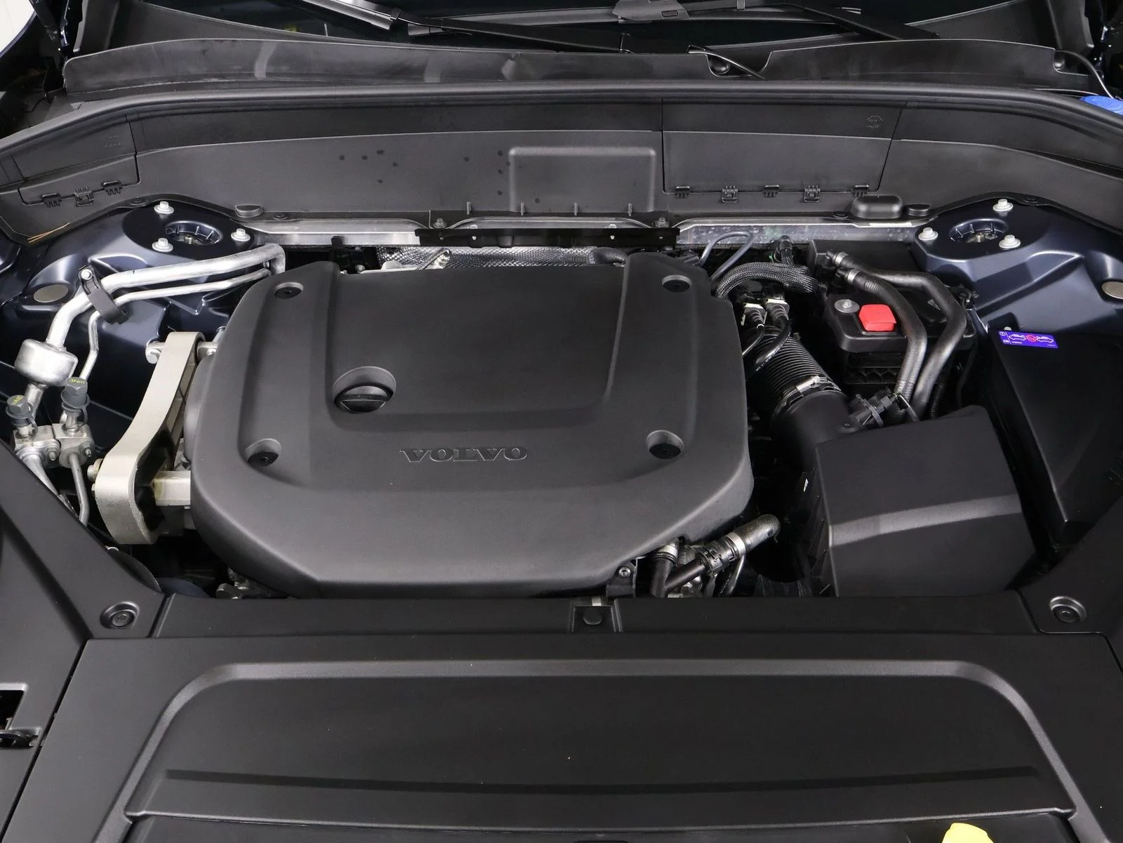 2026 Volvo XC90 Plus - Photo 24