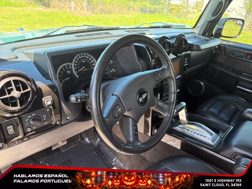 Used 2007 Glacier Blue Metallic HUMMER SUT image 18