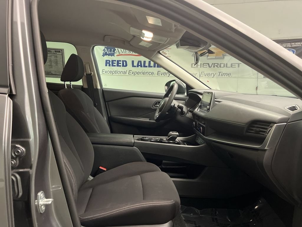 2024 Nissan Rogue S - Photo 24