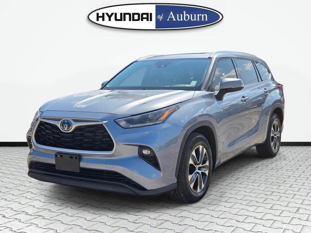 Used 2021 Blue Toyota XLE image 11