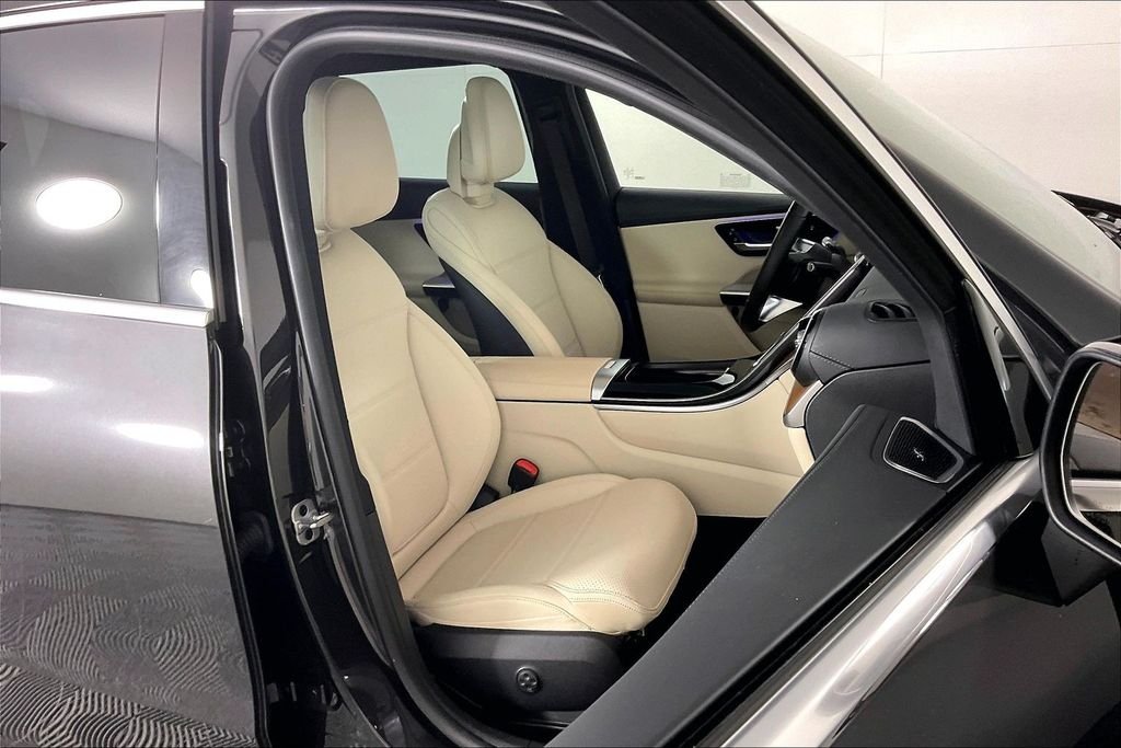2024 Mercedes-Benz GLC GLC 300 - Photo 7