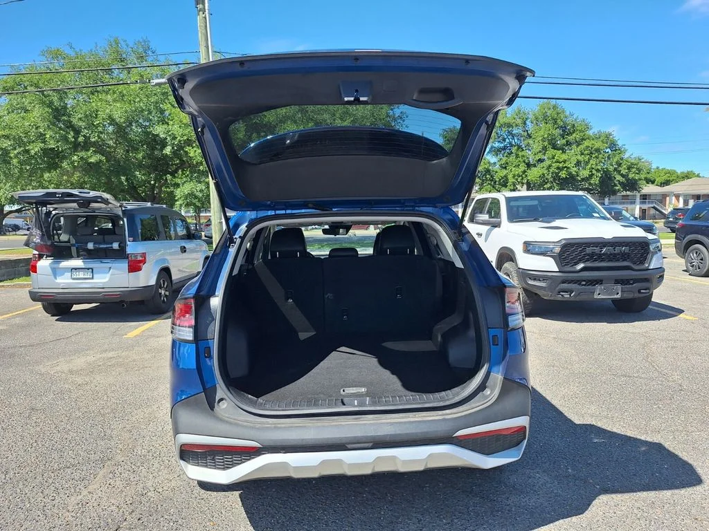 Used 2025 Sapphire Blue Kia EX image 25