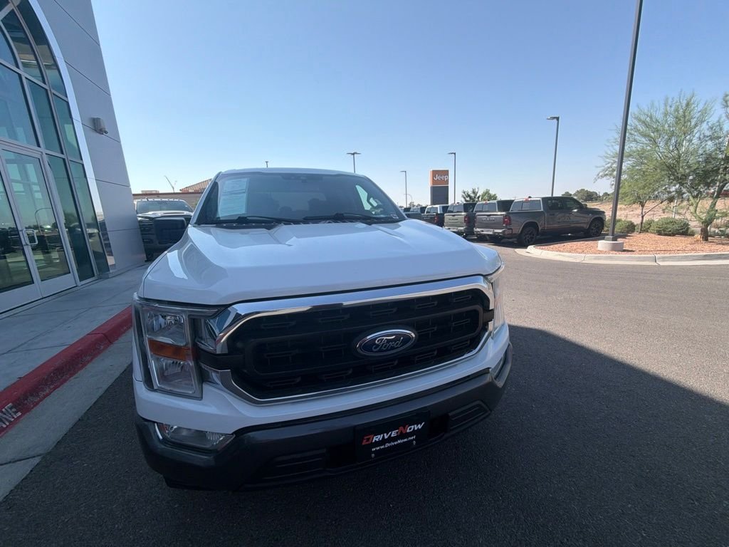 Used 2021 White Ford XLT image 3