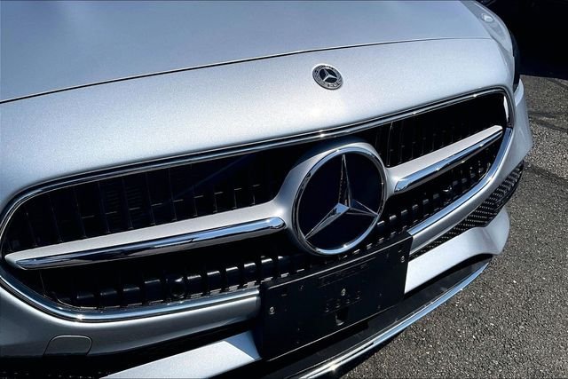 Used 2026 Silver Mercedes-Benz C 300 image 27