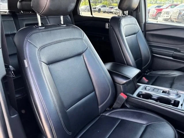 Used 2020 White Ford XLT image 25