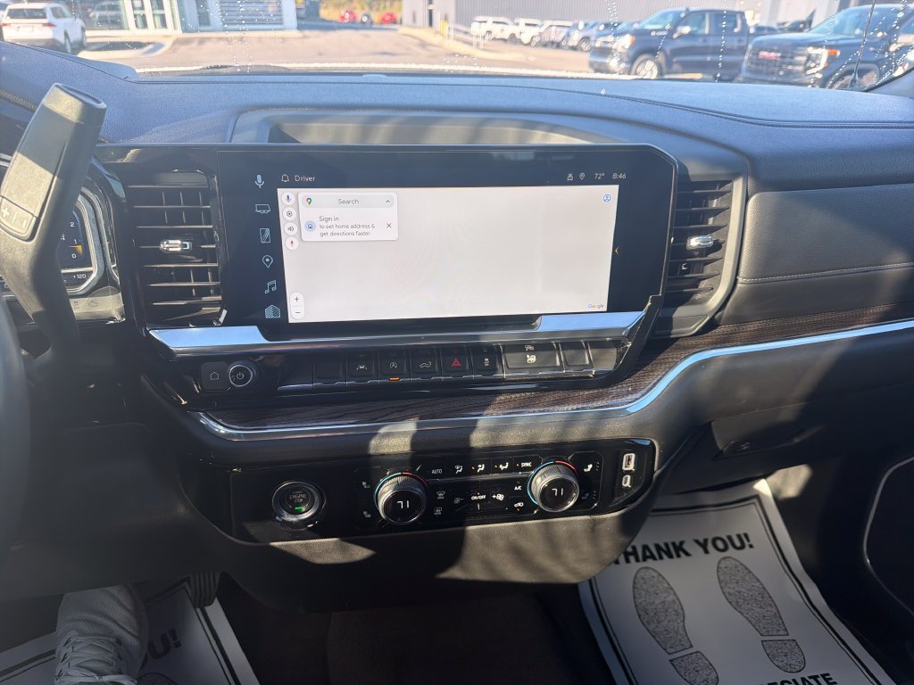 Used 2023 White Chevrolet LT image 21
