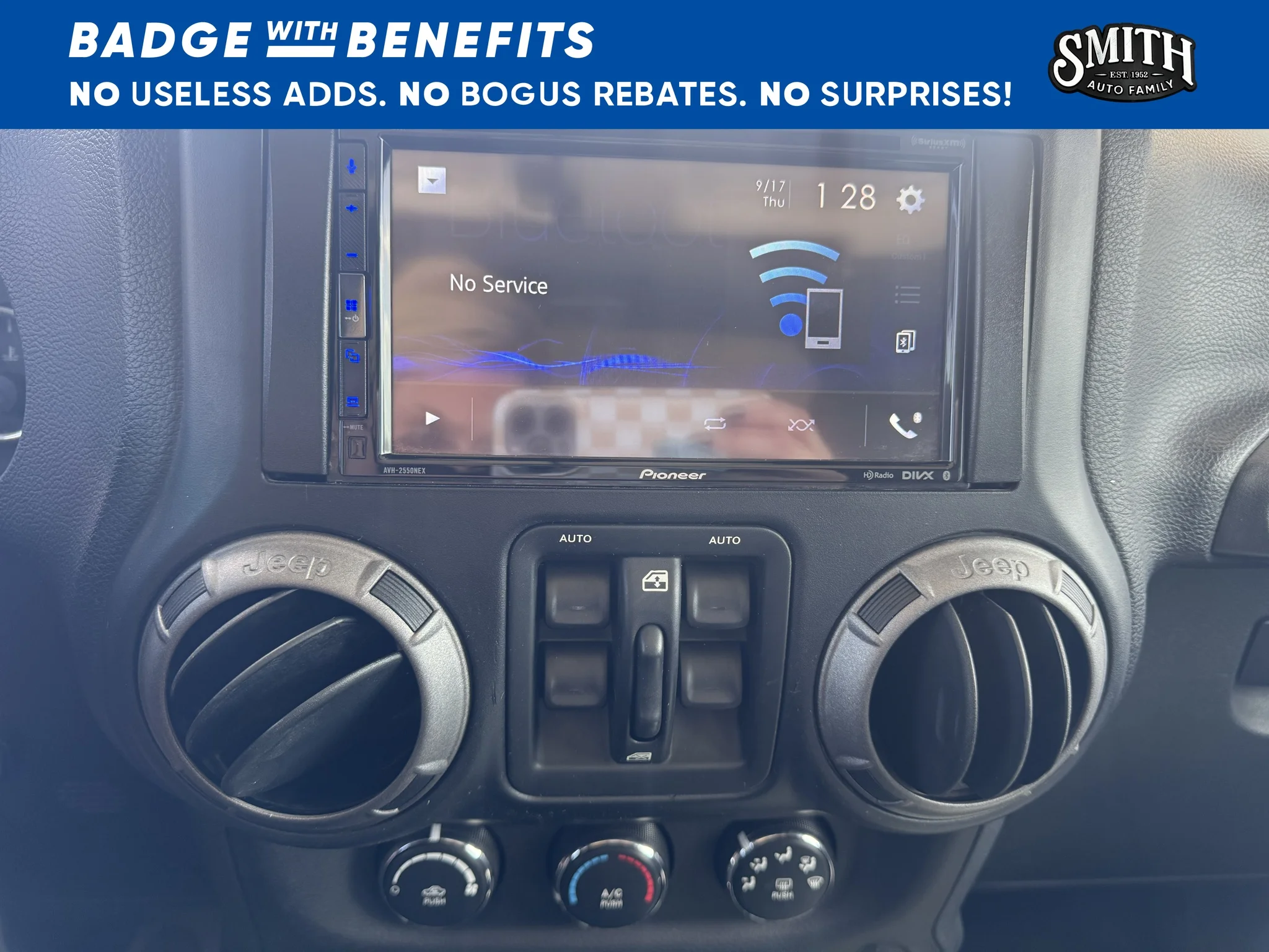 Used 2012  Jeep Sport image 14