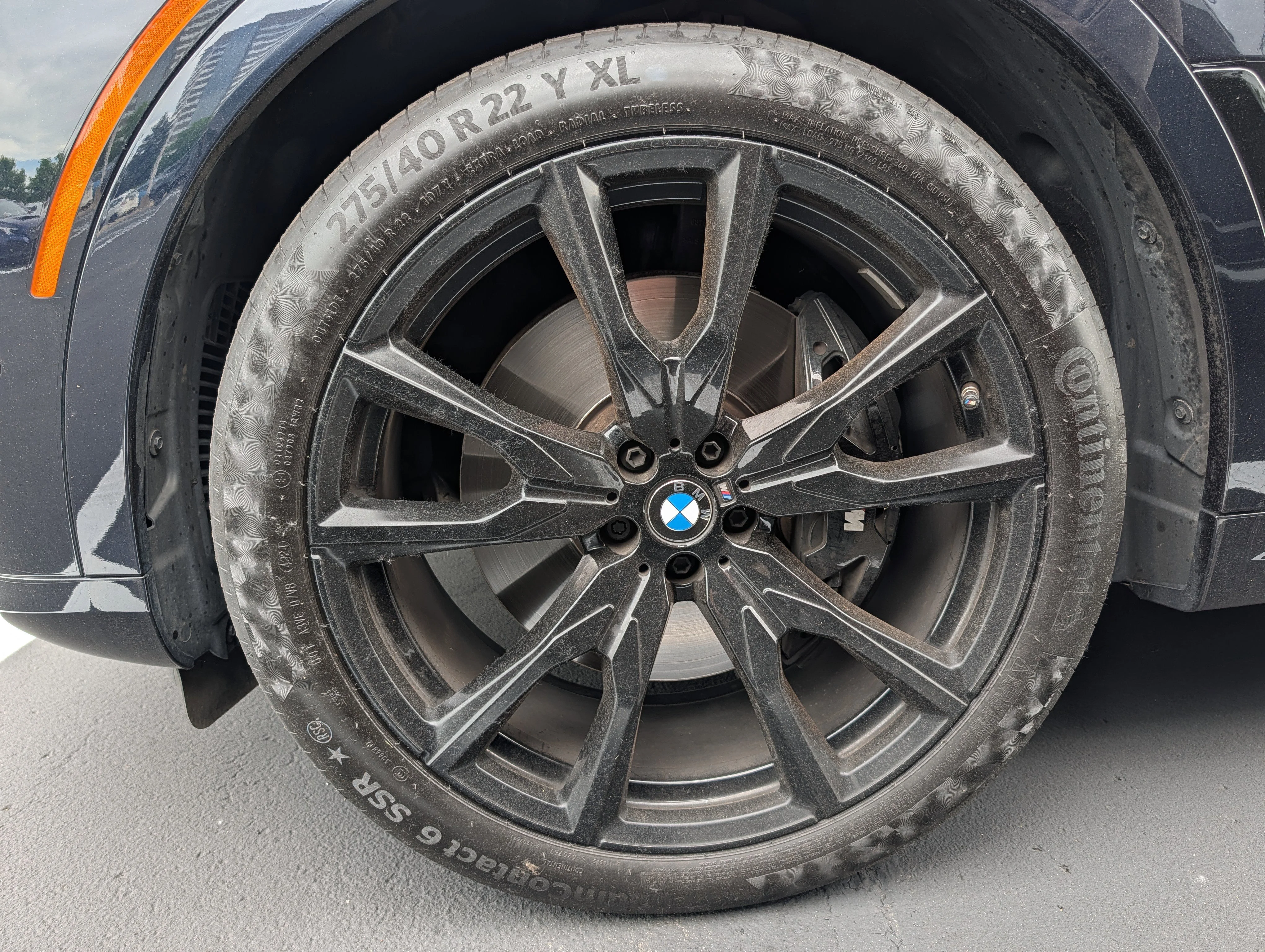 Used 2024 Carbon Black Metallic BMW M60i image 15