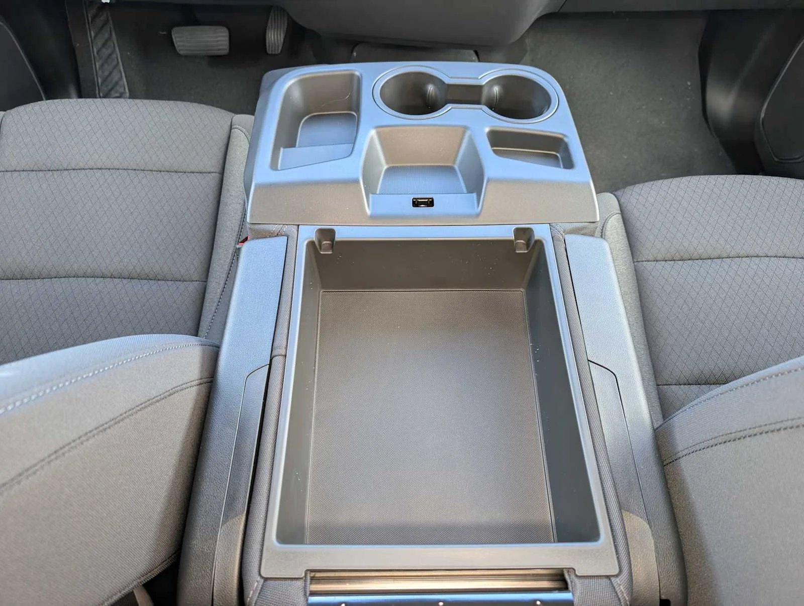 New 2026 Sterling Gray Metallic Chevrolet LT image 15
