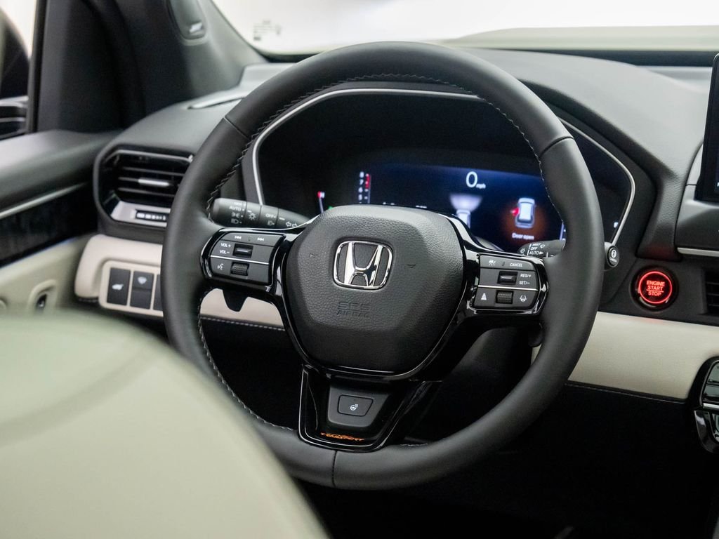 Certified Used 2026 Ash Green Metallic Honda TrailSport Elite image 12