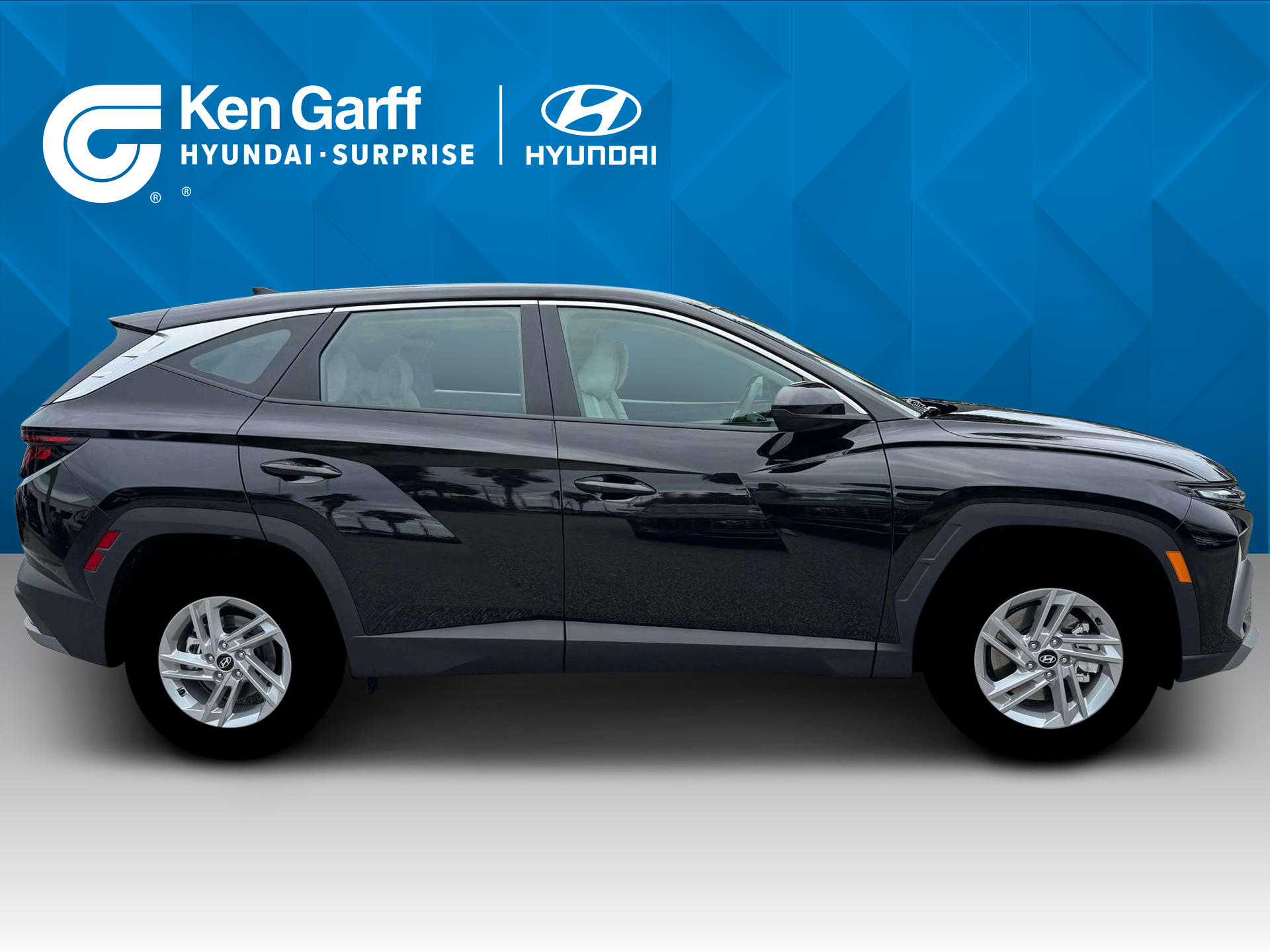 New 2026 Phantom Black Hyundai SE FWD image 9