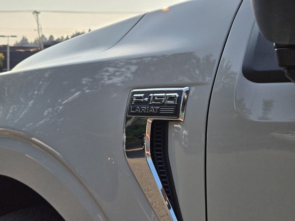 Used 2024 Avalanche Ford Lariat image 15