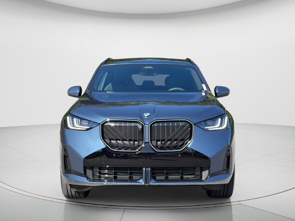 New 2026 Arctic Race Blue metallic BMW 30 xDrive image 2