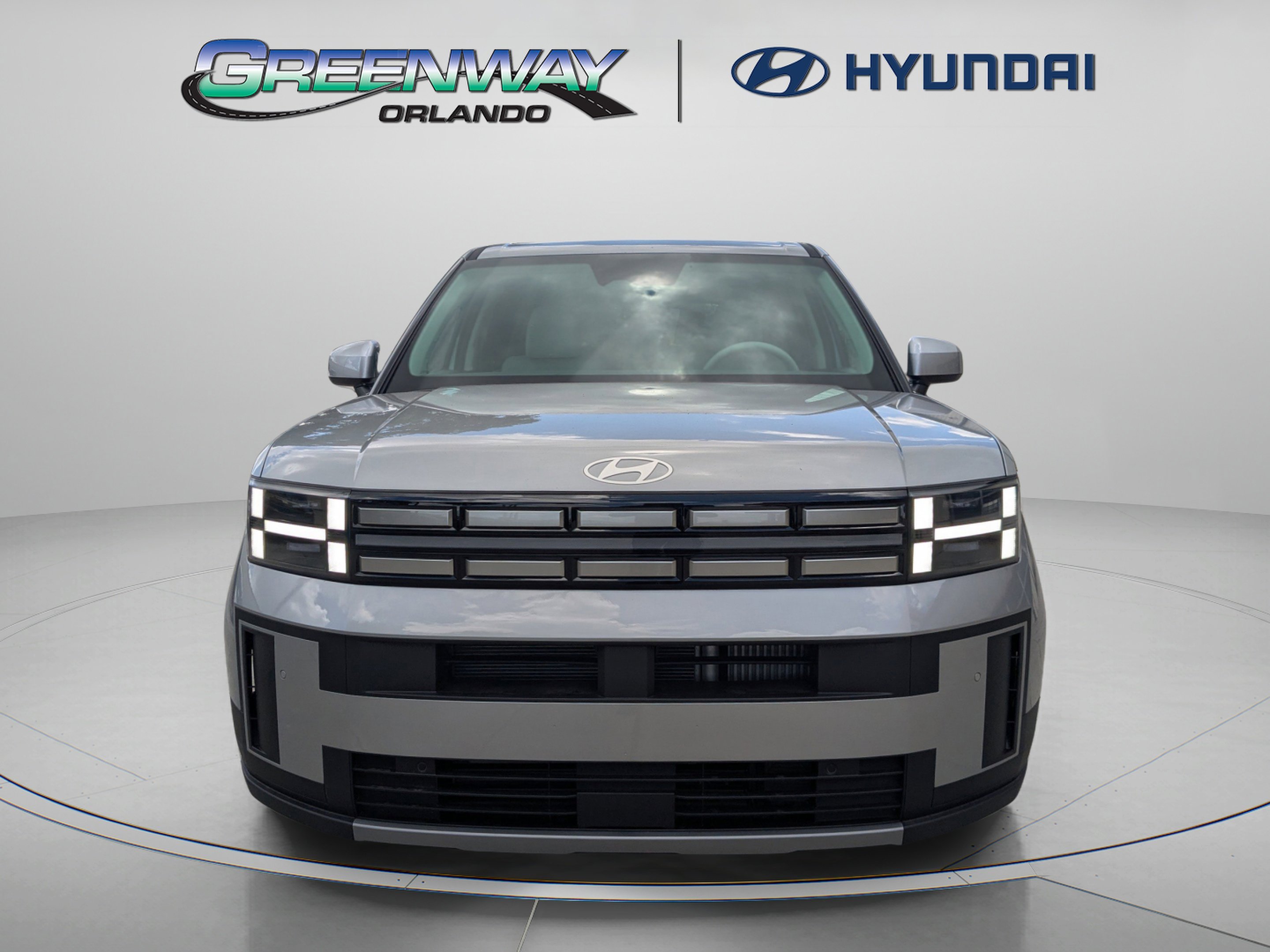 New 2026 Shimmering Silver Hyundai SE image 3