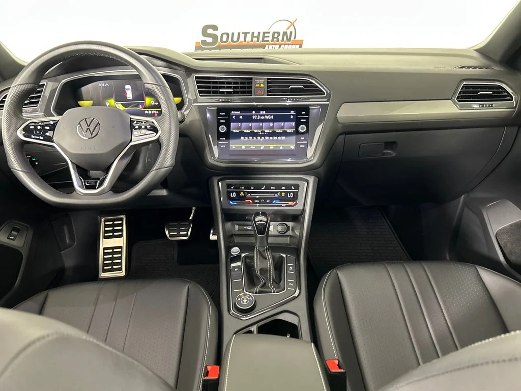Used 2024 Gray Volkswagen 2.0T SE R-Line Black image 17