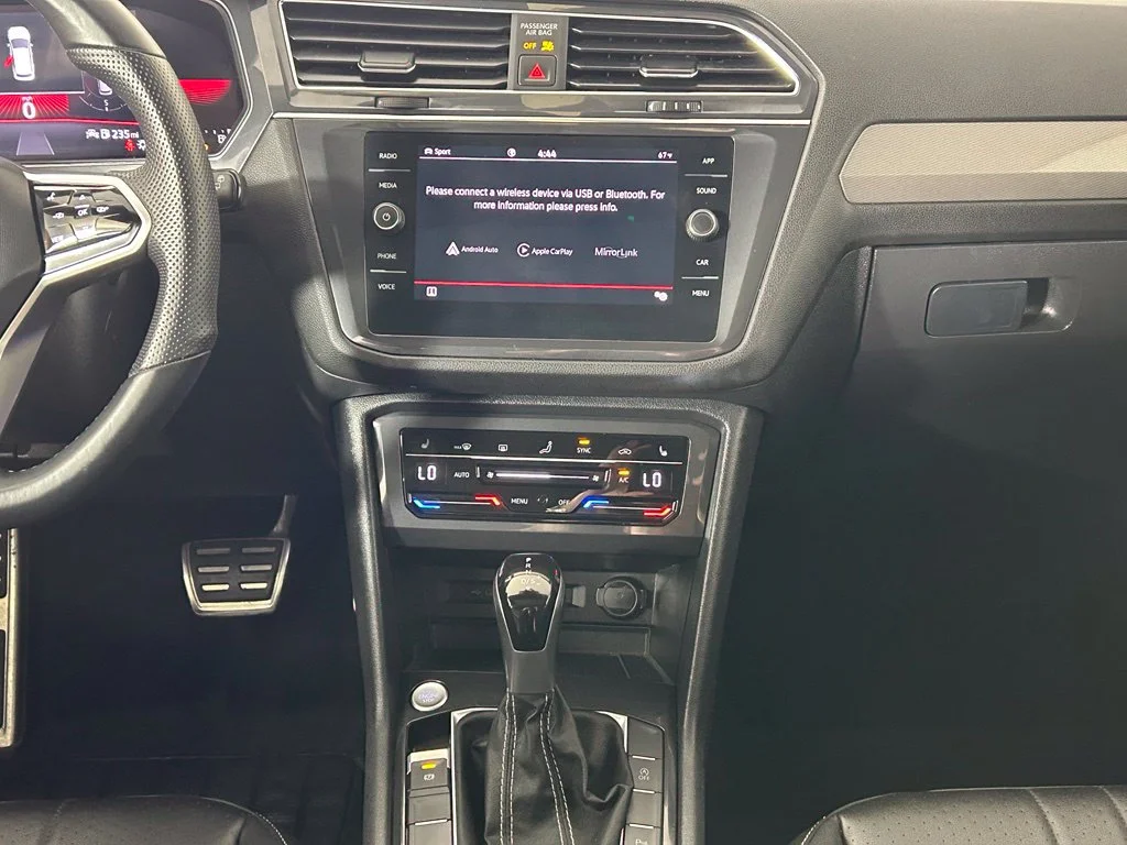 Used 2022 Volkswagen Tiguan SE R-LINE BLACK with VIN 3VV8B7AX4NM114364 for sale in Elk River, Minnesota