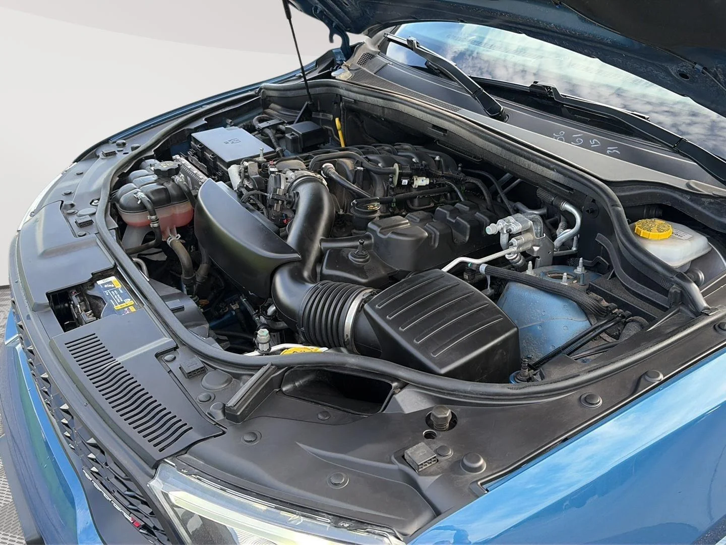 Used 2025 Frostbite Pearlcoat Dodge GT Plus image 10