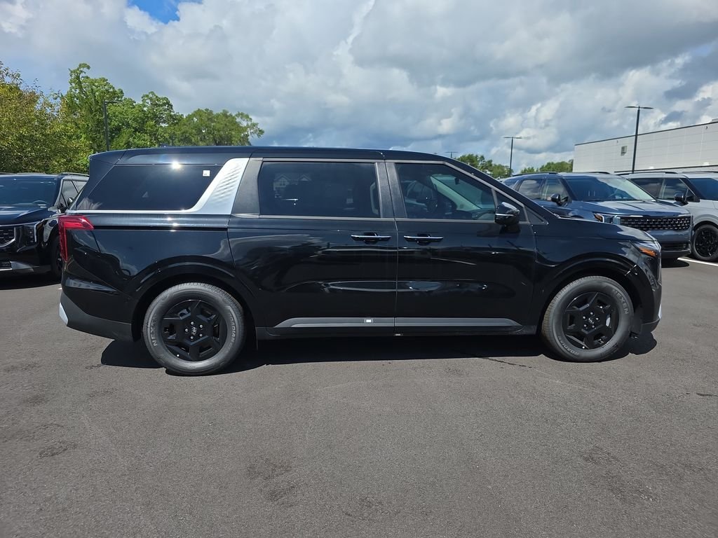 New 2026 Aurora Black Pearl Kia LXS image 8