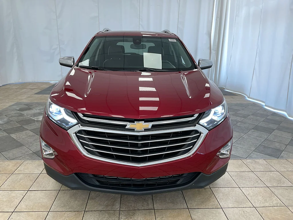 Used 2018 Cajun Red Tintcoat Chevrolet Premier image 30