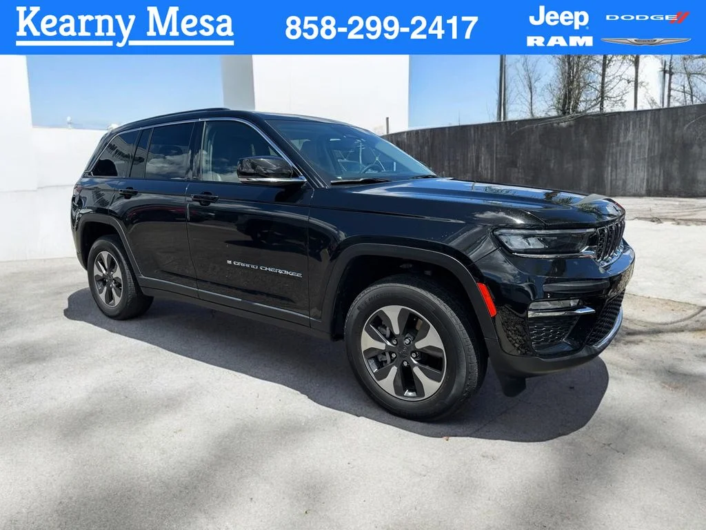 2023 Jeep Grand Cherokee 4xe 4x4's photo