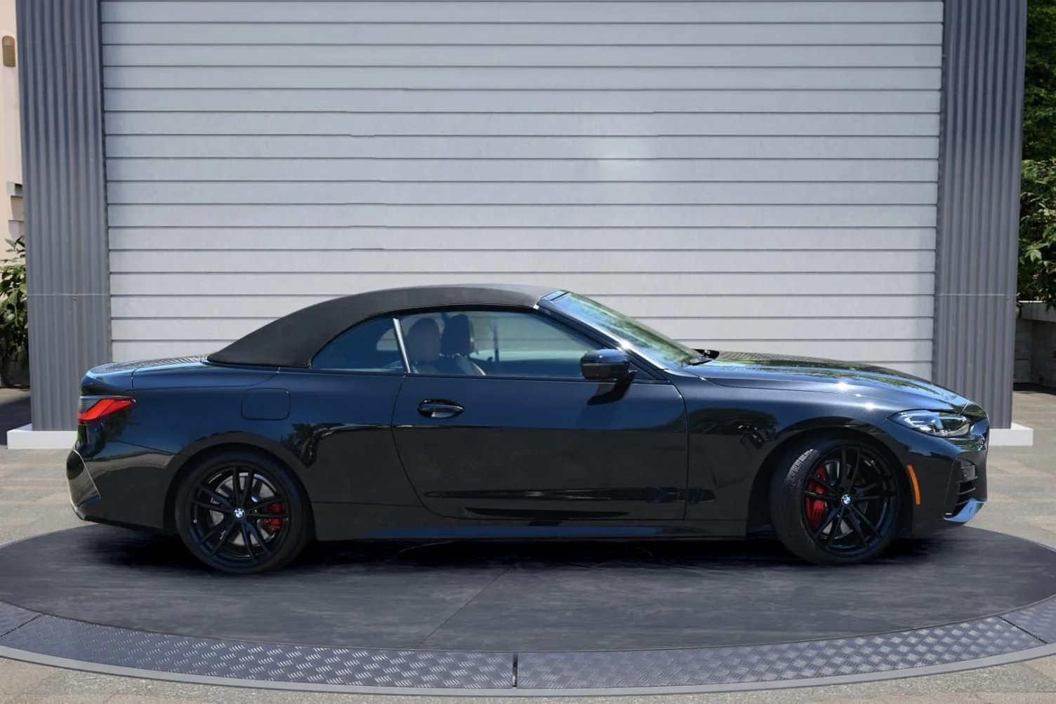 Certified Used 2024 Black Sapphire Metallic BMW M440i image 3