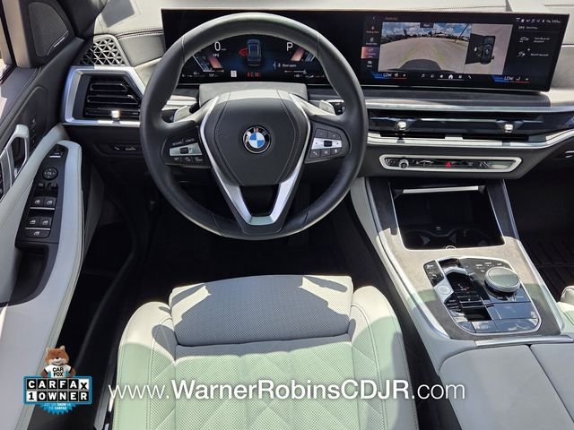 Used 2025 Blue BMW sDrive40i image 7