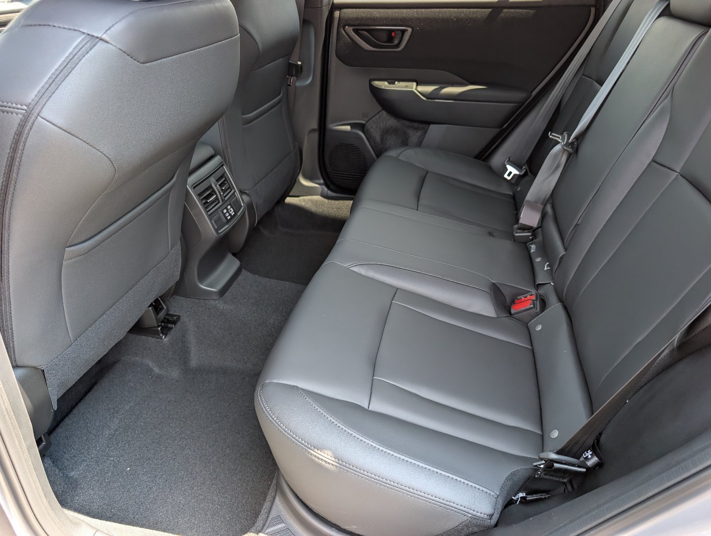 New 2026 ICE SILVER METALLIC Subaru Premium image 20