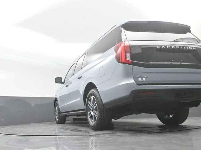 New 2026 Glacier Gray Metallic Tri-Coat Ford MAX Active image 24