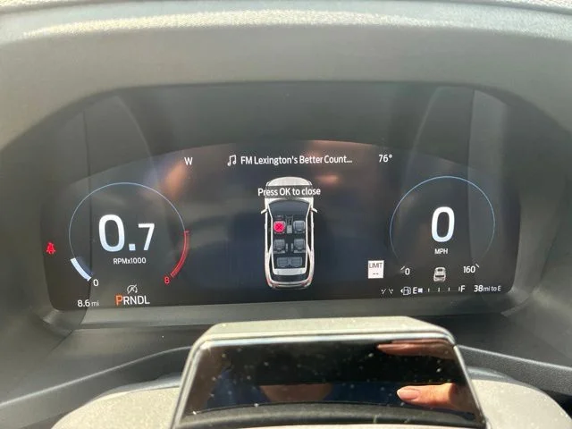 New 2027 White Ford 4DR AWD TREMOR image 32