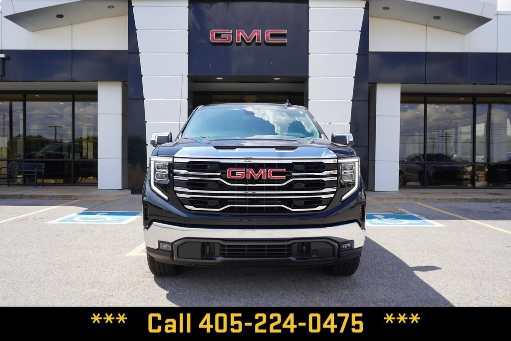 New 2026 Onyx Black GMC SLT image 3