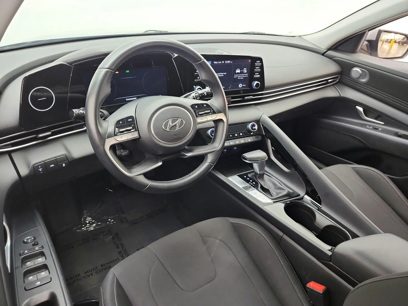 Used 2021 Shimmering Silver Pearl Hyundai SEL IVT image 14