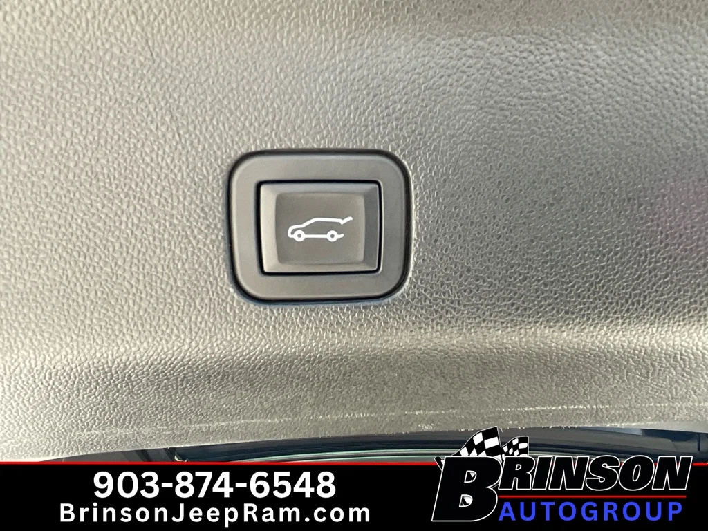 Used 2024 Iridescent Pearl Tricoat Chevrolet High Country image 13